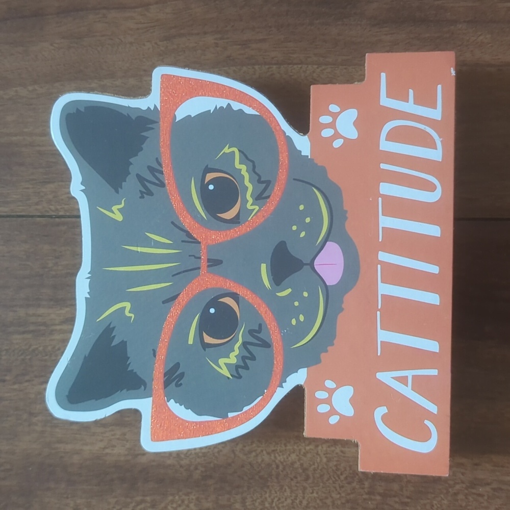 Cat Table Decor - Picture 3 of 5